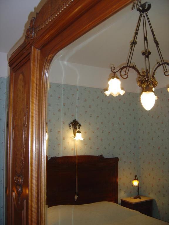 Le Terrondou Hotel Vic-sur-Cère Kültér fotó